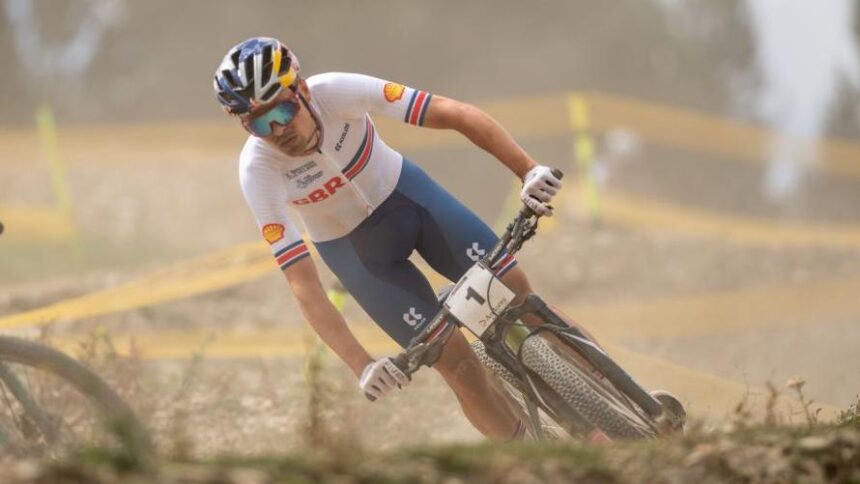 da8910f2a9cffd5340374aaae203ca1f Пидкок GB выигрывает гонку чемпионата мира по пересеченной местности в Андорре