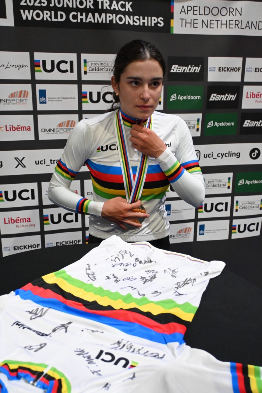 cf4c45d0e03586060abd7ce0fb20f23f Итоги юниорского чемпионата мира в Апелдорне: российская сборная 3-я в медальном зачете