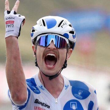 Победа на втором этапе для Vine, поскольку Vingegaard восстанавливает лидерство