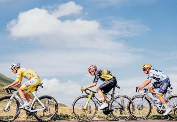 Гранд-тура 2026 года: что известно о маршрутах и чего ждать от Погачара, Вингегора и Эвенепула