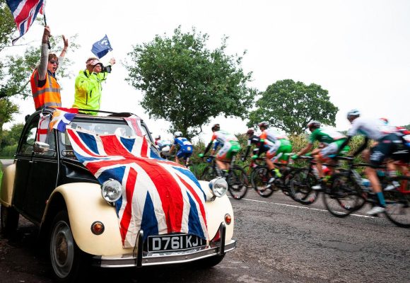 Тур де Франс в Эдинбурге и Лидсе начнется в 2027 году