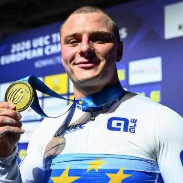 Ричардсон из Великобритании выиграл кейрин за второй титул чемпиона Европы