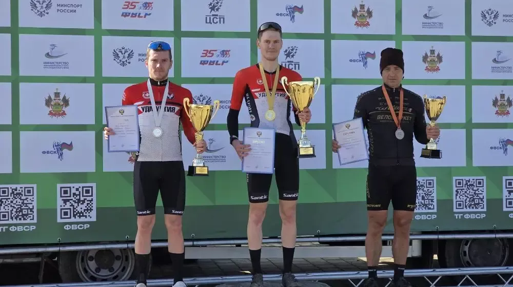 8ab48a2f395440df9ffd30feb71a1b0c Лужбин и Дарья Тисленко — чемпионы Международных соревнований по велокроссу в Белореченске