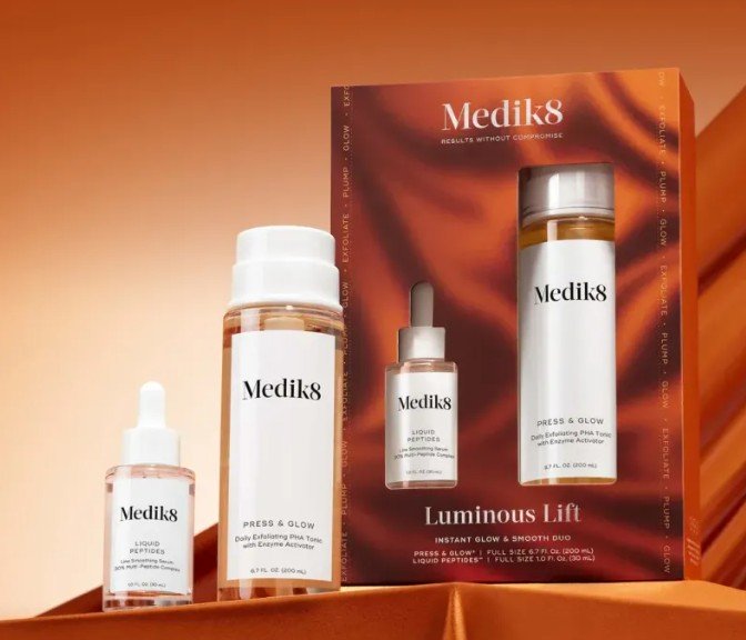 Мистецтво молодості: Як правильно побудувати догляд за шкірою та чому професіонали обирають Medik8