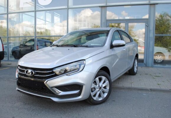 Lada Vesta: многообразие комплектаций и доступные цены