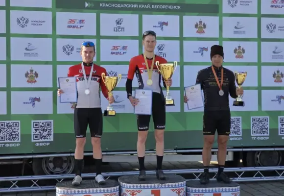 8ab48a2f395440df9ffd30feb71a1b0c Лужбин и Дарья Тисленко — чемпионы Международных соревнований по велокроссу в Белореченске