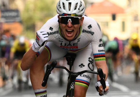 Погакар отрицает, что Пидкок выиграл первую победу Милан-Сан-Ремо