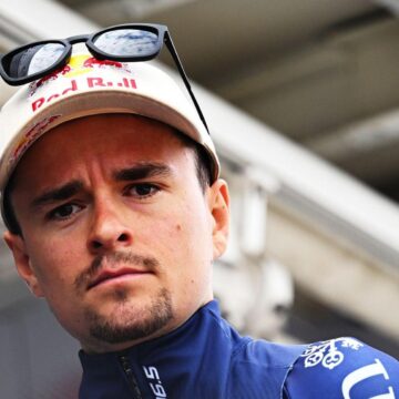 Пидкок отказался от участия после «ужасного» падения в овраг