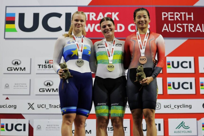 02a2151feea4c03b49afd9790b1fffe3 Алина Лысенко — серебряный призер первого этапа Кубка мира в Австралии в кейрине