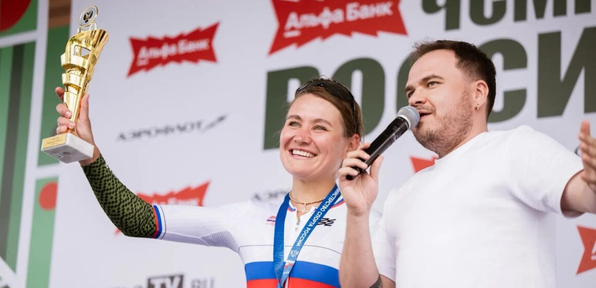 Чемпионкой России по велоспорту на шоссе в «разделке» сенсационно стала Гуренкова, Рикунов подтвердил статус сильнейшего