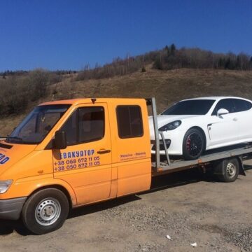 Евакуатор у Мукачеві та Закарпатті: допомога на дорогах України та Європи