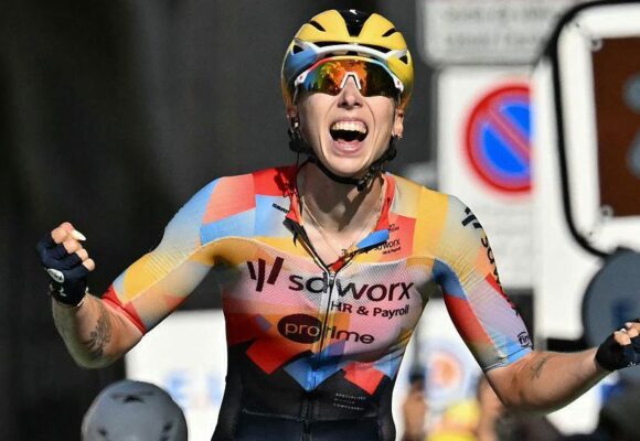7e5faa7366ca43207617a605a7ea17e7 Вибес мчится к победе на первом этапе Tour de France Femmes