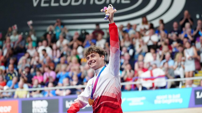 Робертсон побил рекорд Игр и выиграл золото в велоспорте