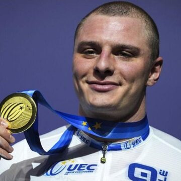 Ричардсон из Великобритании снят с чемпионата мира