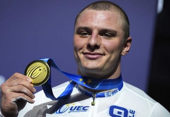 Ричардсон из Великобритании снят с чемпионата мира